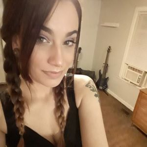 Meet your Posher, Lizzie